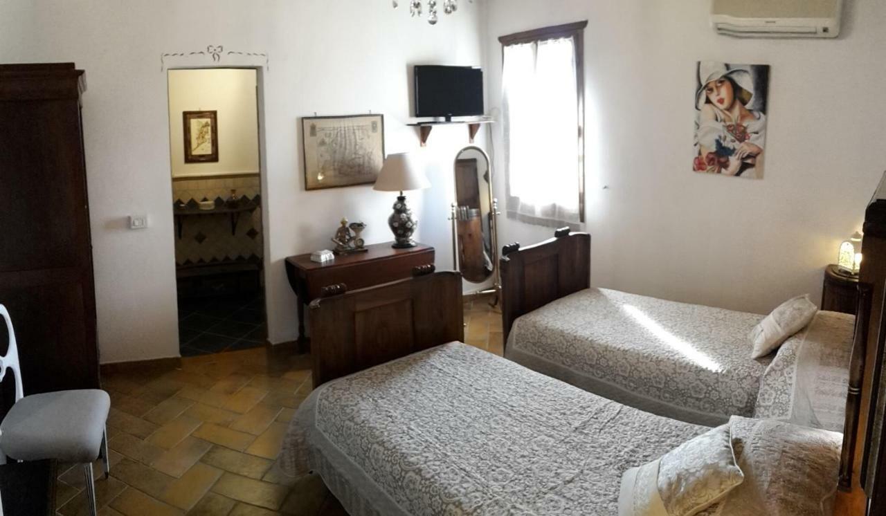 Bed and Breakfast Casale La Decima Будрио Экстерьер фото